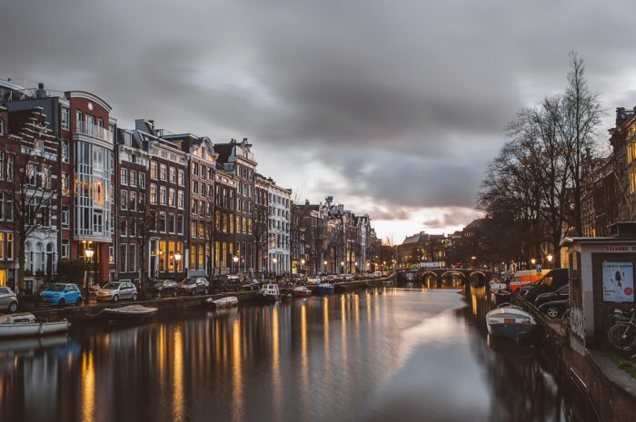 Holandia – ceny: ile kosztuje podróż, zakwaterowanie i atrakcje?