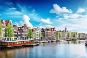 Zwiedzanie Amsterdamu - co warto zobaczyć? Najlepsze miejsca, które powinny znaleźć się na Twojej liście